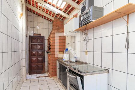 Casa à venda com 153m², 3 quartos e 4 vagasChurrasqueira