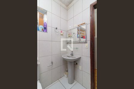 Casa à venda com 153m², 3 quartos e 4 vagasBanheiro 1