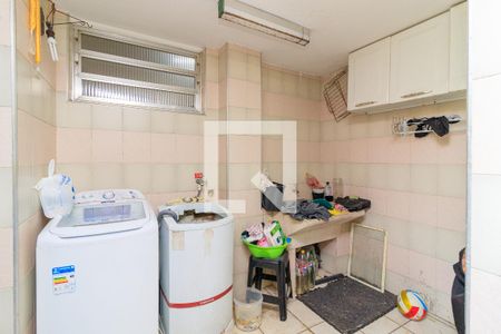 Casa à venda com 153m², 3 quartos e 4 vagasÁrea de serviço