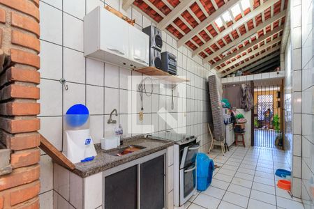 Casa à venda com 153m², 3 quartos e 4 vagasChurrasqueira