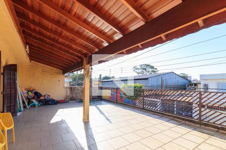 Casa à venda com 153m², 3 quartos e 4 vagasVaranda