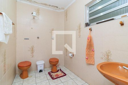 Casa à venda com 153m², 3 quartos e 4 vagasBanheiro 2