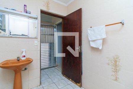 Casa à venda com 153m², 3 quartos e 4 vagasBanheiro 2