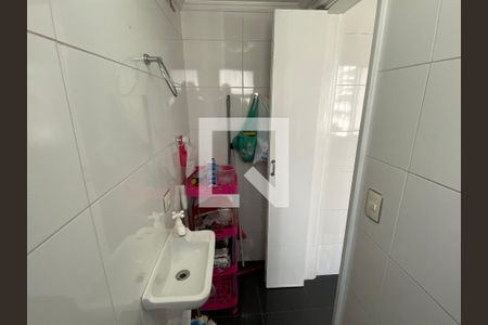 Apartamento à venda com 76m², 2 quartos e 1 vagaBanheiro de serviço
