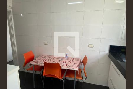 Apartamento à venda com 76m², 2 quartos e 1 vagaCozinha