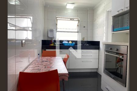 Apartamento à venda com 76m², 2 quartos e 1 vagaCozinha