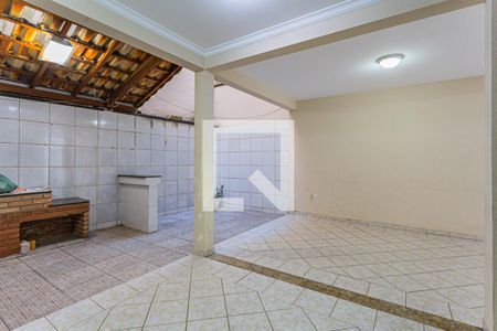 Casa à venda com 250m², 3 quartos e 5 vagas Casa à venda com 250m², 3 quartos e 5 vagasÁrea de Serviço e Espaço Churrasco
