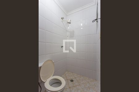 Casa à venda com 250m², 3 quartos e 5 vagas Casa à venda com 250m², 3 quartos e 5 vagasBanheiro de Serviço