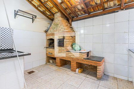 Casa à venda com 250m², 3 quartos e 5 vagas Casa à venda com 250m², 3 quartos e 5 vagasÁrea de Serviço e Espaço Churrasco