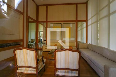 Apartamento à venda com 333m², 4 quartos e 3 vagasÁrea comum - Salão de festas