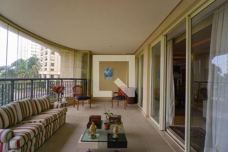 Apartamento à venda com 333m², 4 quartos e 3 vagasVaranda da Sala