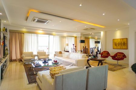 Apartamento à venda com 333m², 4 quartos e 3 vagasSala