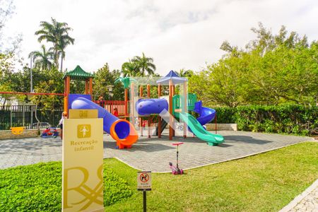 Apartamento à venda com 333m², 4 quartos e 3 vagasÁrea Comum - Playground
