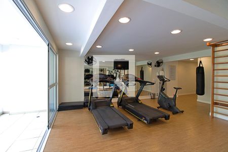 Apartamento para alugar com 72m², 2 quartos e 2 vagas Apartamento para alugar com 72m², 2 quartos e 2 vagasÁrea comum - Academia