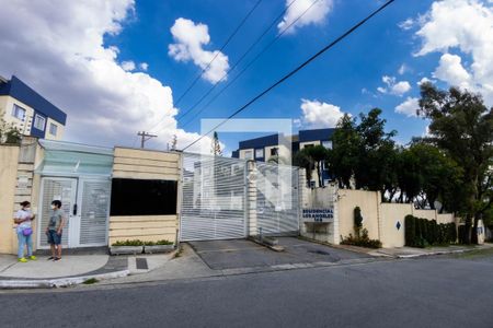 Apartamento à venda com 56m², 2 quartos e 1 vaga Apartamento à venda com 56m², 2 quartos e 1 vagaFachada