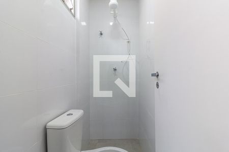 Apartamento para alugar com 70m², 2 quartos e 2 vagasBanheiro de Serviço