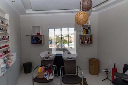 Casa à venda com 445m², 7 quartos e 5 vagasCozinha