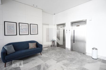 Apartamento para alugar com 200m², 3 quartos e 2 vagas Apartamento para alugar com 200m², 3 quartos e 2 vagasHall Social