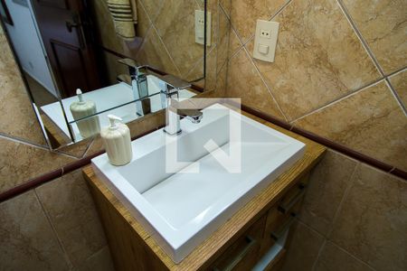 Apartamento para alugar com 200m², 3 quartos e 2 vagasBanheiro da Suíte 1 - Detalhe