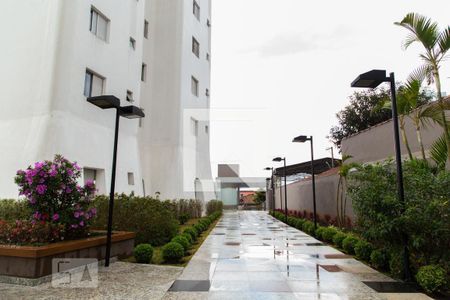 Apartamento para alugar com 200m², 3 quartos e 2 vagas Apartamento para alugar com 200m², 3 quartos e 2 vagasÁrea Comum