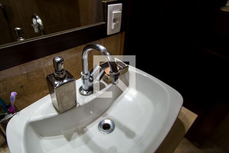 Apartamento para alugar com 200m², 3 quartos e 2 vagasBanheiro da Suíte 2 - Detalhe