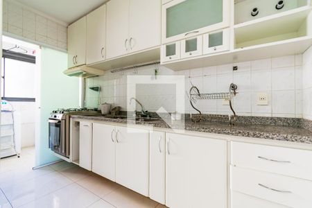 Apartamento à venda com 110m², 4 quartos e 2 vagasCozinha