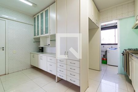Apartamento à venda com 110m², 4 quartos e 2 vagasCozinha