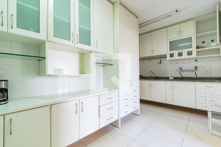 Apartamento à venda com 110m², 4 quartos e 2 vagasCozinha