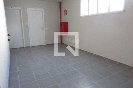 Apartamento para alugar com 43m², 2 quartos e 1 vagaHall social