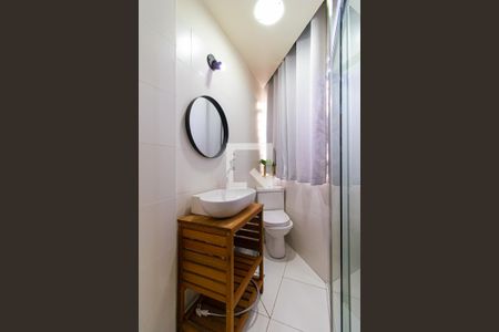 Apartamento à venda com 54m², 1 quarto e sem vagaBanheiro da Suíte