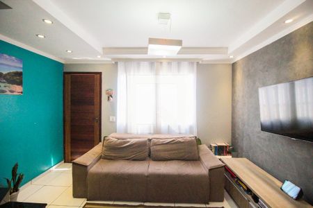 Sala de casa de condomínio à venda com 2 quartos, 70m² em Vila Monte Santo, São Paulo