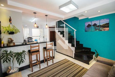 Sala de casa de condomínio à venda com 2 quartos, 70m² em Vila Monte Santo, São Paulo