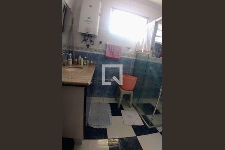 Casa à venda com 278m², 3 quartos e 4 vagas Casa à venda com 278m², 3 quartos e 4 vagasBanheiro 2