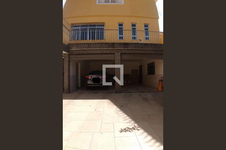 Casa à venda com 278m², 3 quartos e 4 vagas Casa à venda com 278m², 3 quartos e 4 vagasGaragem