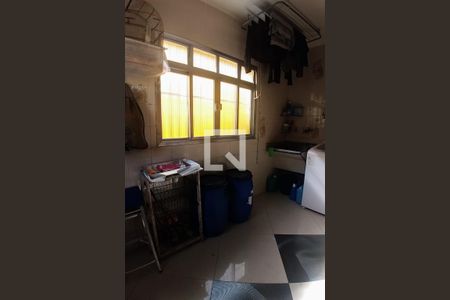 Casa à venda com 278m², 3 quartos e 4 vagas Casa à venda com 278m², 3 quartos e 4 vagasÁrea de Serviço