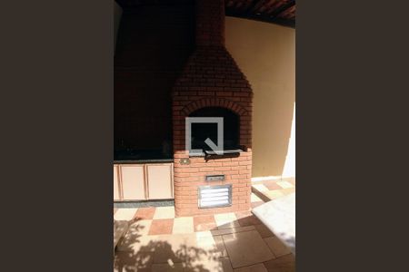 Casa à venda com 278m², 3 quartos e 4 vagas Casa à venda com 278m², 3 quartos e 4 vagasÁrea comum - Churrasqueira