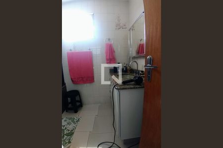 Casa à venda com 278m², 3 quartos e 4 vagas Casa à venda com 278m², 3 quartos e 4 vagasBanheiro da Suíte 1