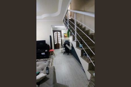 Corredor de casa à venda com 2 quartos, 120m² em Vila Siria, São Paulo