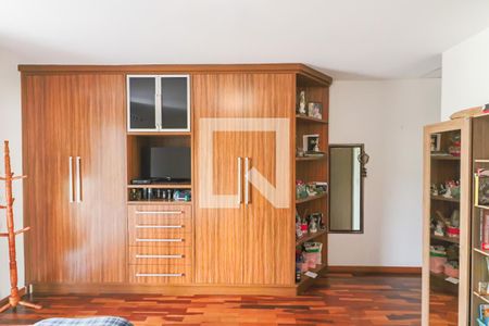 Casa à venda com 195m², 3 quartos e 4 vagasSuite 3