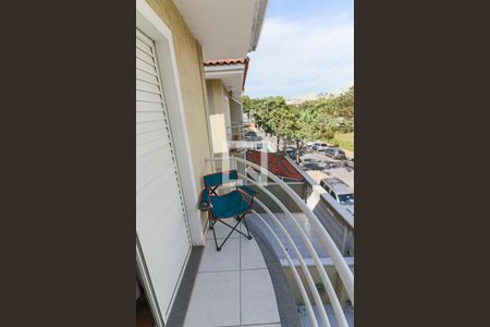 Casa à venda com 195m², 3 quartos e 4 vagasVaranda