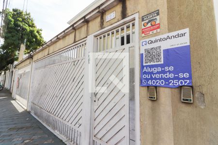 Casa à venda com 195m², 3 quartos e 4 vagasFachada