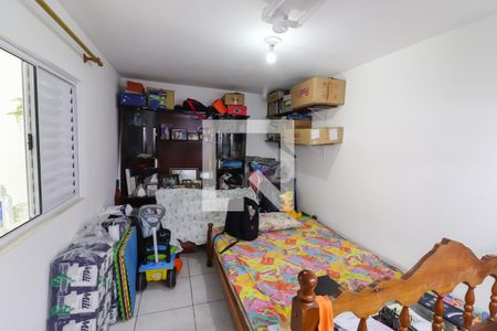 Casa à venda com 195m², 3 quartos e 4 vagasSuite Serviço