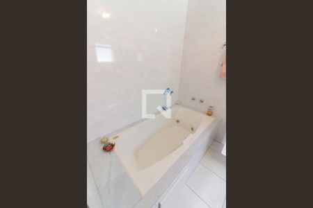 Casa à venda com 195m², 3 quartos e 4 vagasSuite 3