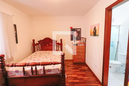 Casa à venda com 195m², 3 quartos e 4 vagasSuite 2