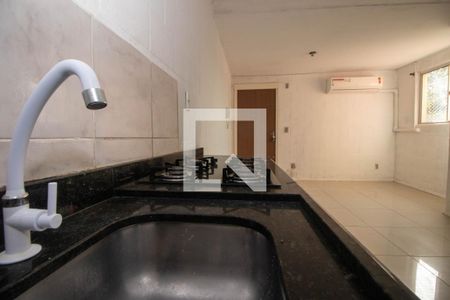 Apartamento à venda com 44m², 2 quartos e 1 vagaCozinha e Área de Serviço