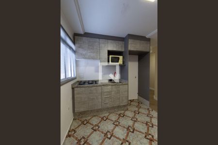 Sala/Cozinha de casa para alugar com 4 quartos, 350m² em Vila Carmosina, São Paulo