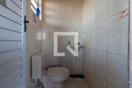 Casa para alugar com 350m², 4 quartos e 6 vagas Casa para alugar com 350m², 4 quartos e 6 vagasLavabo do Salão de Festa