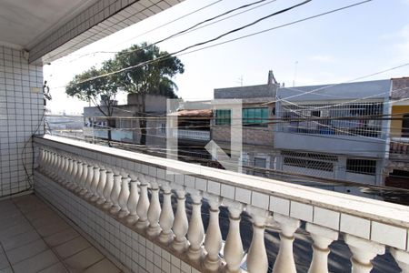 Casa para alugar com 350m², 4 quartos e 6 vagas Casa para alugar com 350m², 4 quartos e 6 vagasVaranda da Suíte 1