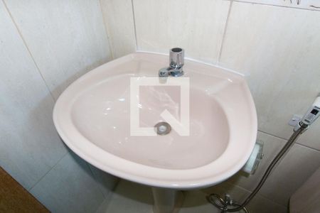 Casa para alugar com 350m², 4 quartos e 6 vagas Casa para alugar com 350m², 4 quartos e 6 vagasBanheiro dfa Suíte 2