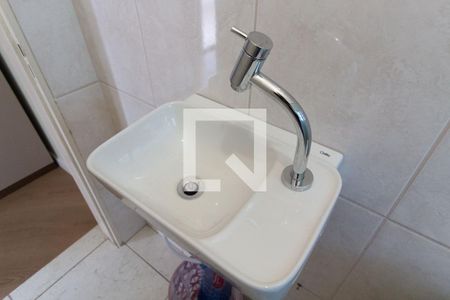 Casa para alugar com 350m², 4 quartos e 6 vagas Casa para alugar com 350m², 4 quartos e 6 vagasBanheiro da Suíte 1